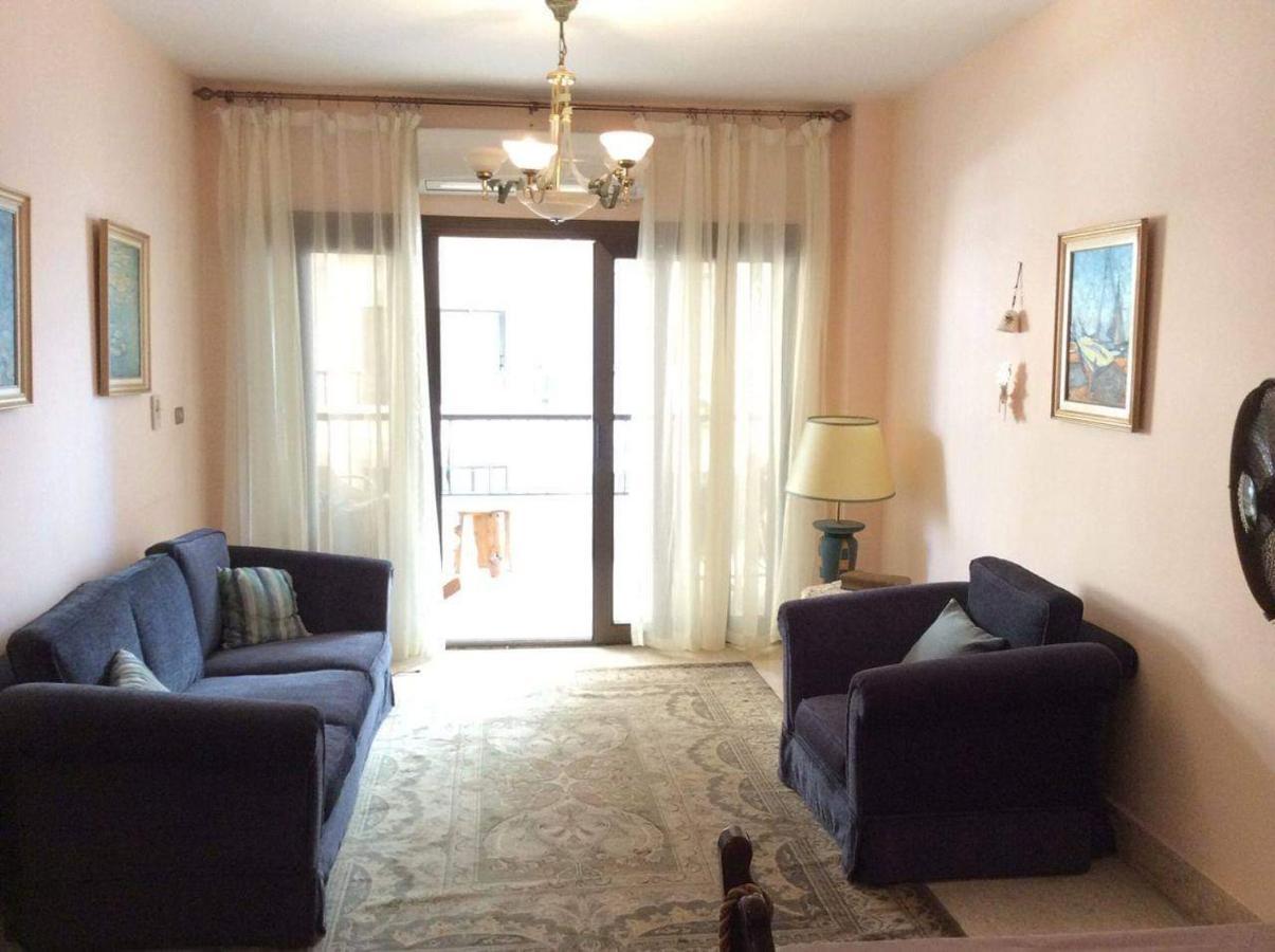Sea & Garden View At Al-Muntazh Towers - إطلاله علي البحر و حدائق قصر المنتزه Alexandria Exterior foto