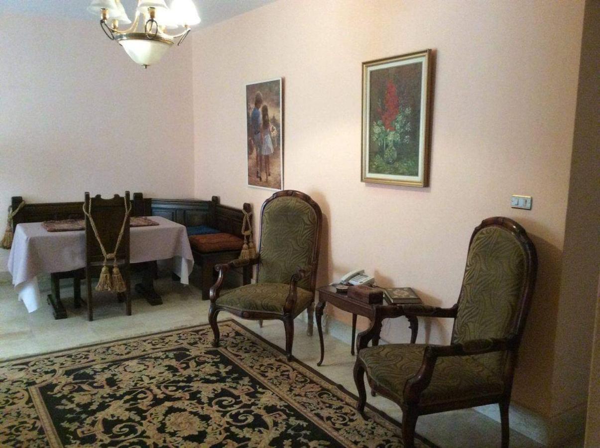 Sea & Garden View At Al-Muntazh Towers - إطلاله علي البحر و حدائق قصر المنتزه Alexandria Exterior foto